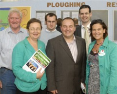 Cllr P�draig MacLochlainn pictured at this year�s National Ploughing Championships with colleagues including Senator Pearse Doherty and MEPs, Mary Lou McDonald and Bairbre de Br�n.